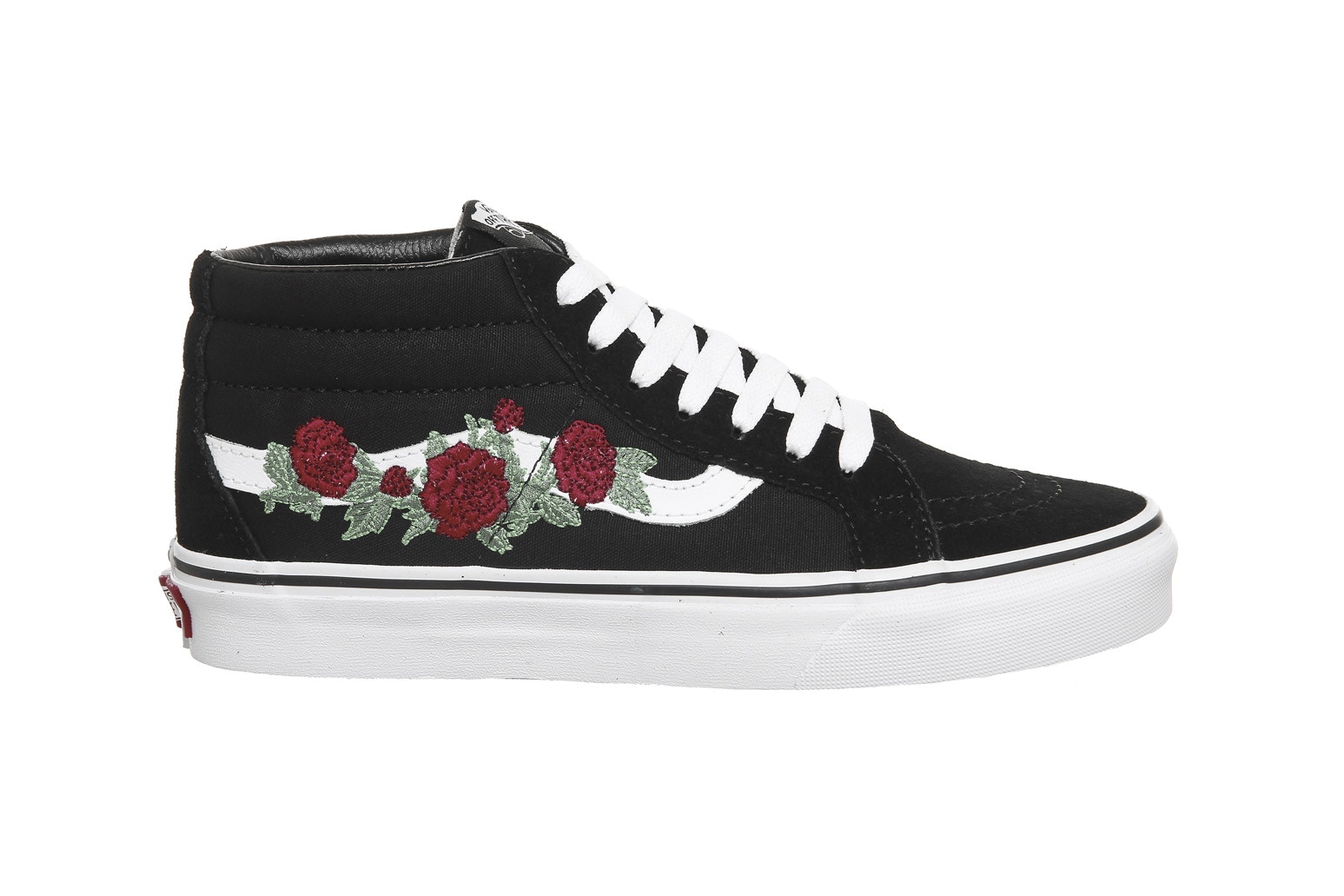 vans noir avec des roses