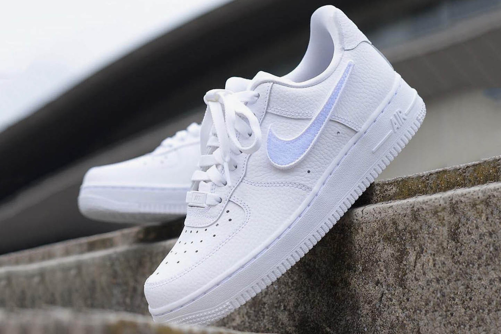 Nike relance les Velcro Swooshes sur sa Air Force 1100